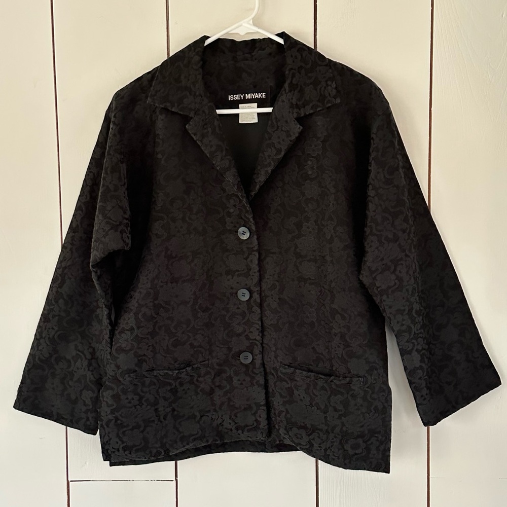 VTG 90’s Issey Miyake Black Jacket Size 3 Flower and Demon Print - Picture 2 of 15